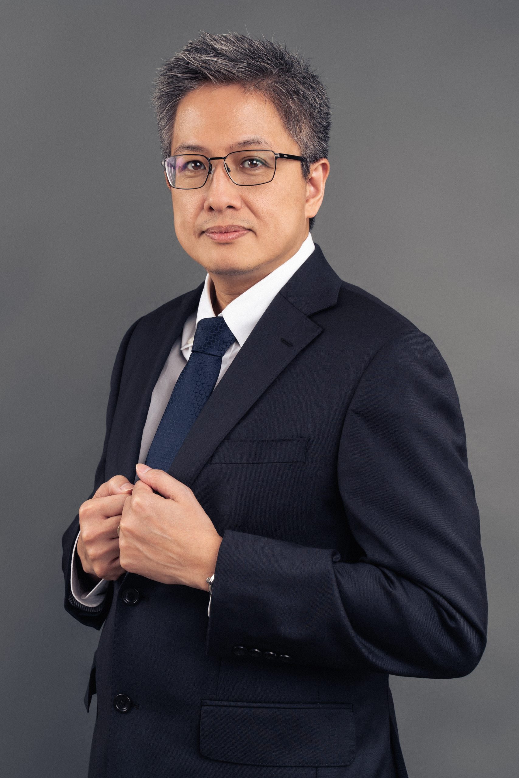 Ian Kenneth Uygongco, Member