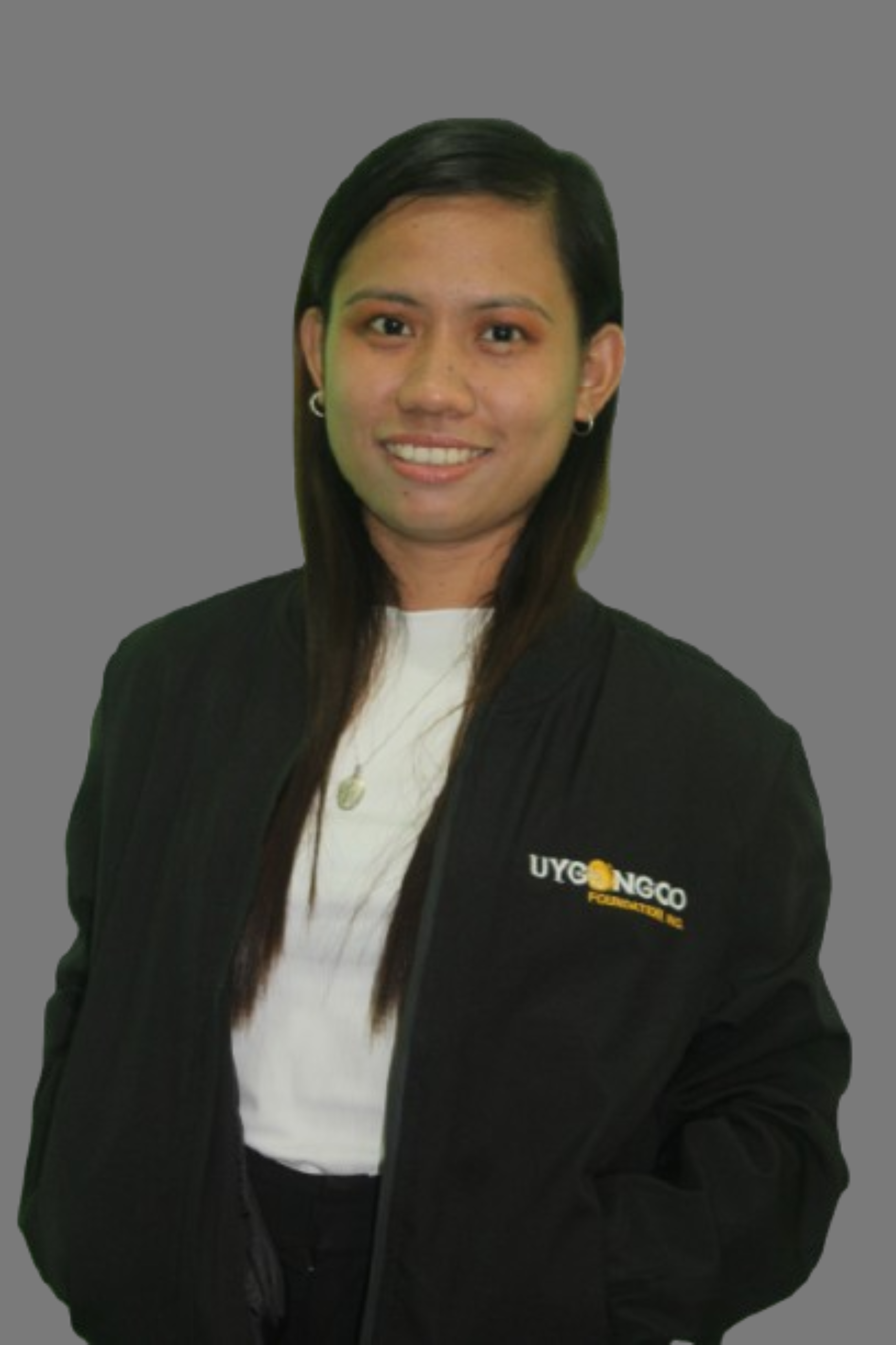 Nadia Badilla, Finance & Admin Assistants